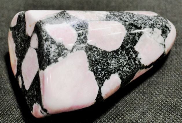 Diabase porphyry or Marshmallow stone